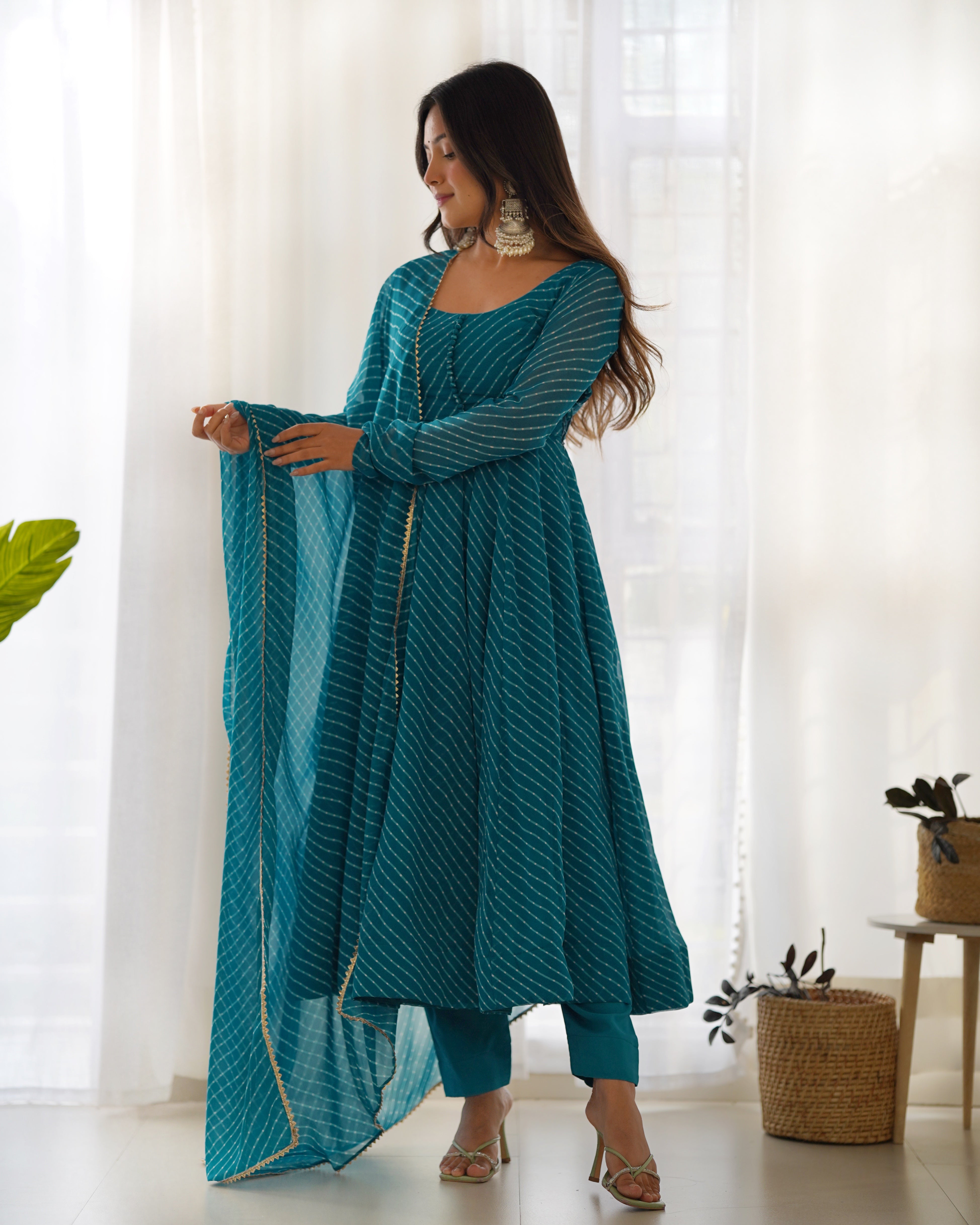 ANARKALI FANCY NECK POTLI BUTTON DESIGN