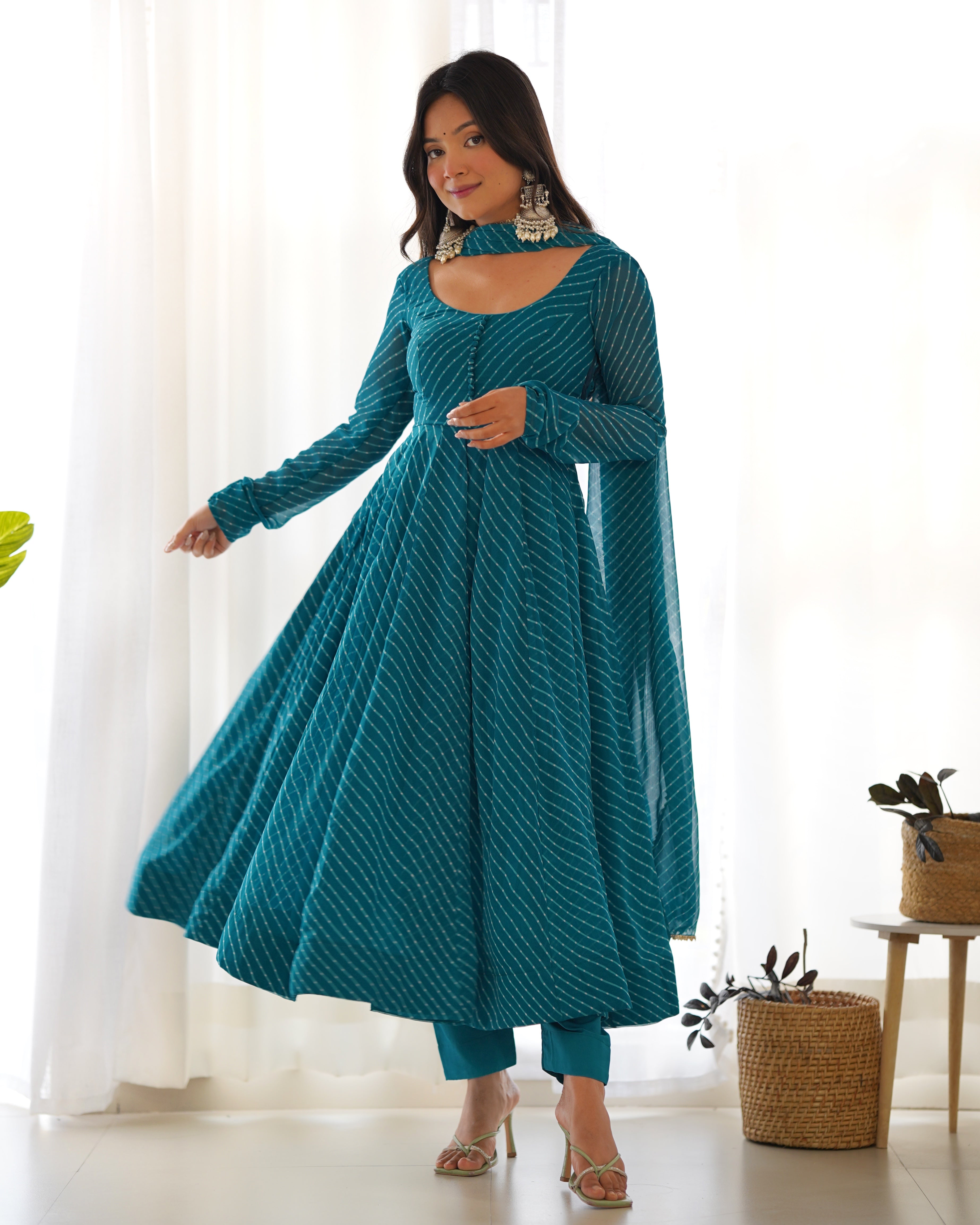 ANARKALI FANCY NECK POTLI BUTTON DESIGN
