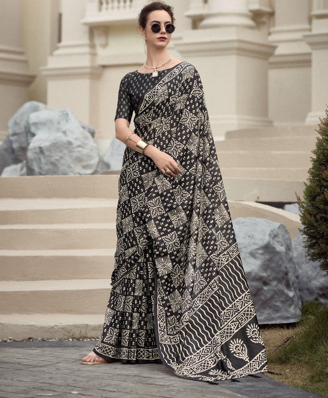 Rajath Resham Black Handcrafted Saree – Timeless Elegance in Every Thread